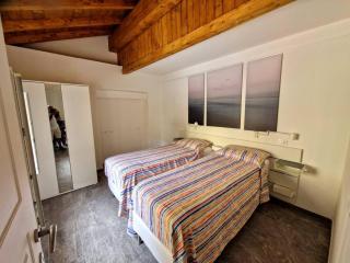 ALL NEW and Privat PARKING La GRAZIOSA apartment - Genova - 1