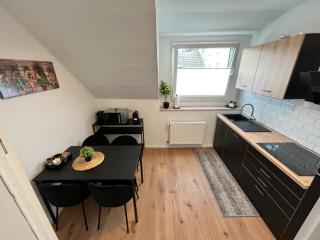 Appartment Miami , Nähe Düsseldorf ,Messe ,HBF ,City, WIFI, HELIOS Hospital - Krefeld - 5