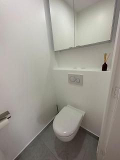 Impeccable 3 pièces 80m2 double balcons,proche mer Juan les pins proche Cannes - Antibes - 2