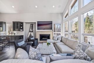 4223 Spruce Way Duplex - 3
