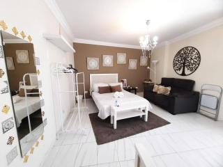Budget and cute rooms with balcony Sevilla center - Seville - 4