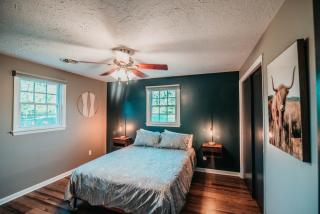 Mount Tabor Ranch near VT - King Bed/Fast Wi-Fi - Blacksburg - 1