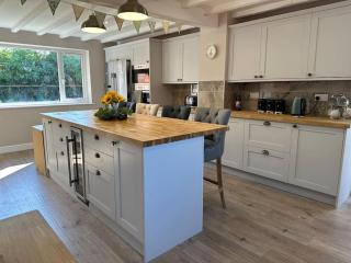 Bridge Farm - Hot Tub - 4