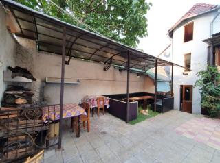 Genius Hostel Center with Grill zone and yard - Chişinău - 6