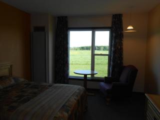 Knights Inn Woodstock - 2