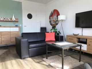 Penthouse Ferienwohnung Auszeit, gerne mit Hund, WLAN inkl. - Laboe - 6