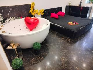 Apartament Złoty z Jacuzzi - Bydgoszcz - 5