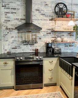 New Construction Cottage in Downtown Savannah Arts District - 5