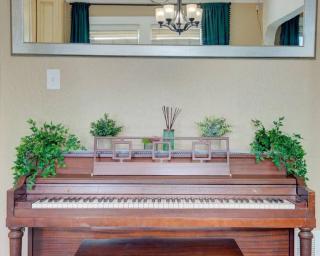 Lux Bach Retreat Prime Location 420ok Sleeps 20 - 8