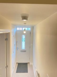 Brand New Stylish 3 Bed House - 5