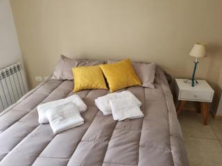 BELLISIMO, Amplio, a solo 100 metros del RIO, la zona VIP de Rosario!!! - Rosario - 4