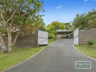 Embrace Love and Leisure - Blairgowrie - 1
