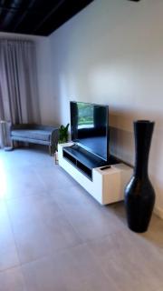 Tranquil Secluded Retreat - 9