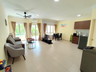 JoJo Homestay Tiara Residence - Desaru - 2