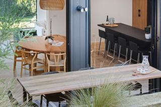 Ocean Beach Retreat - Contemporary Rye Accommodation - 1