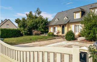 Gorgeous Home In Joué Les Tours - 2