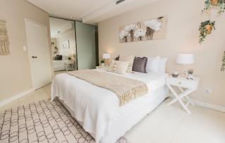 Lakeview luxury apartment - 4