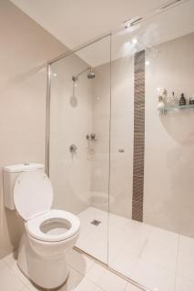 Lakeview luxury apartment - 3