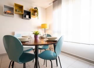 Chez Léon - Métro, Bus, Garage Double, 6 Personnes - Villeurbanne - 4