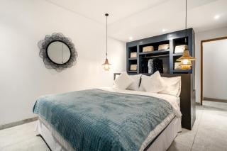 Mr. & Mrs. W Pererenan - 2