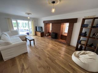 5 Bedroom 4 Bathroom Gym Playroom Country Home - Leamington Spa - 9