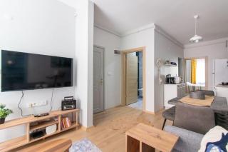 Bright 3BR Apartment Near Kadıköy Seaside - 1