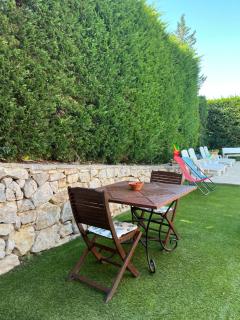 T2 avec jardin et piscine privée - 1