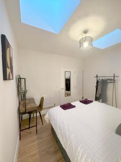 Chic and Airy Apartment - Royal Tunbridge Wells - 2