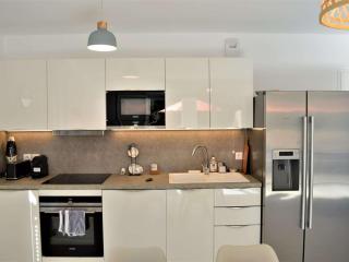 Appartement 3 pièces avec clim, piscine et terrasse - 500m plage, parking, Cavalaire sur Mer - FR-1-226B-77 - 5