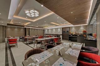 Hotel Suba Star Ahmedabad - Ahmedabad - 3