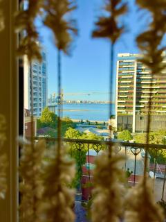 Nur Hotel & Terrace Cafe - Baku - 4