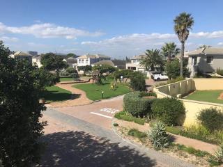 Golf Estate apartment close to the Beach - 3