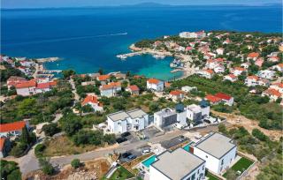 Pet Friendly Home In Lun - 3