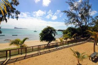 Beachfront 2 Bedroom Apartment - Bain Boeuf - 4