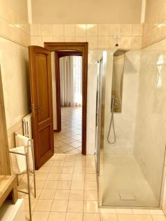Appartamento in Villa a Marina di Massa - Marina di Massa - 3