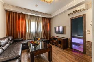 Hotel House - 3