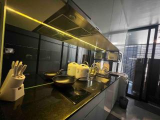 SelfCheckIn TownHome in Charoen Nakhorn 60 near BTS Iconsiam Asiatique and Chaophraya River Maximum 4 Guests - Bangkok - 9