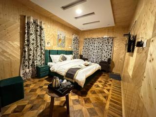 CLIFF COTTAGE PAHALGAM, KASHMIR - Batakūt - 9