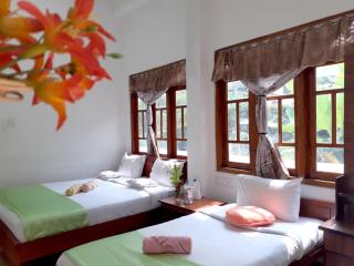 Subash Hotel - Nallathanniya - 0