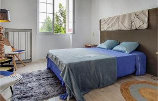 4 Bedroom Gorgeous Home In Jarnac - 2