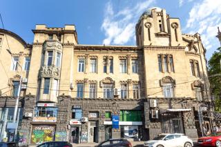 Family Apartment In 1 Century Building - 9