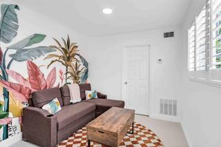 Miami Cozy Home! Next to Miami beach & Airport - 1