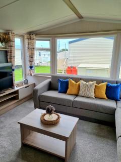 Modern Family Caravan with WiFi at Valley Farm, Clacton-on-Sea - 0