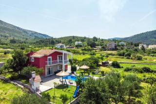 Villa with private pool, near Split - 5