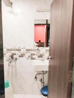 Hotel Golden Galaxy - Santacruz East - Bombay - 5