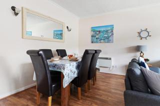 2 Harbour Court Saundersfoot - 4