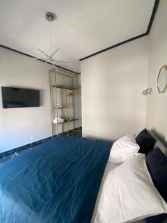 5 Rooms Athens - Atene - 9