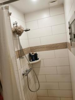 Ferienwohnung mit Garten und terasse Münsingen - Münsingen - 2