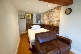 Fleur de Sel - Upside Down Cottage with Spectacular View & Parking - 2