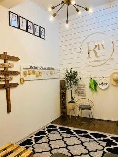 RumahRehat - Kampong Molek - 0